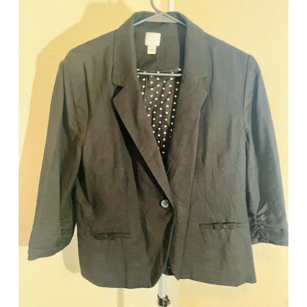 Lauren Conrad black 3/4 sleeve blazer, cotton lining. Size L